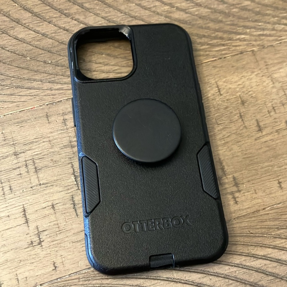 iPhone 13 OtterBox Black Rugged Phone Case with Grip